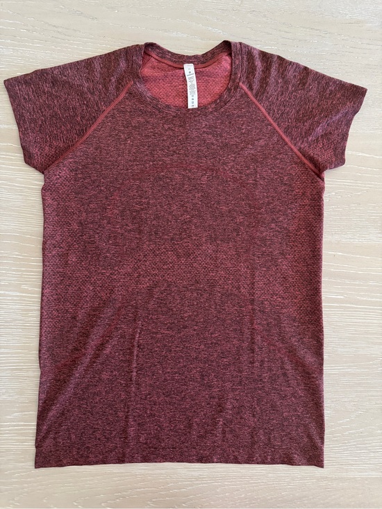 lululemon athletica Tops - Swiftly tech Lululemon Heathered
Red T-Shirt